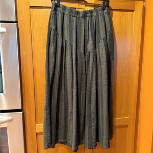 Curator SF Jessie Skirt olive green sz large